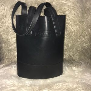 Hunter’s Black Rubber Tote (Limited) w Wristlet
